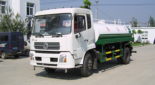 东风天锦（10--12吨）绿化喷洒车